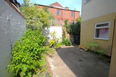 Comunial Garden.JPG