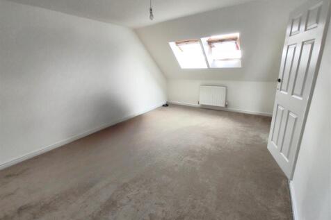 Bedroom 6.JPG