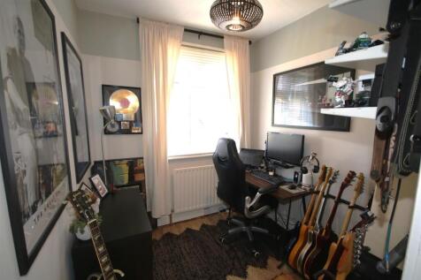 Bedroom 3.JPG