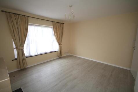 Living Room b.JPG