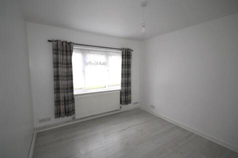Bedroom 1a.JPG