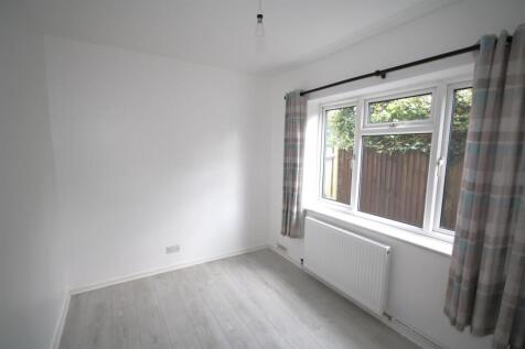 Bedroom 2a.JPG