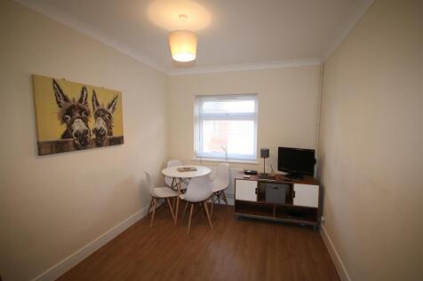 Living Room a.JPG