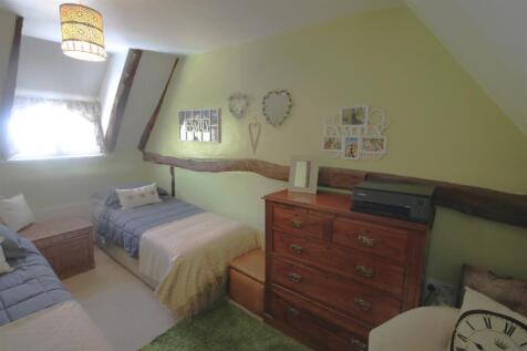 Bedroom 2a.JPG