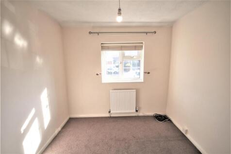 Bedroom 3a.JPG