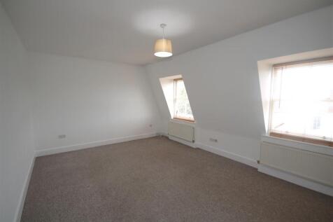 Living Room a.JPG