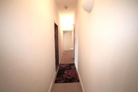 Hall b.JPG