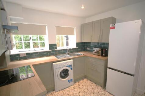 Kitchen b.JPG