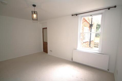 Dining Room b.JPG