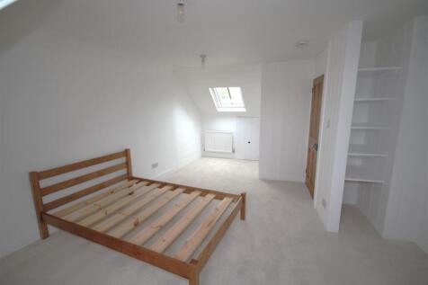 Bedroom 3a.JPG