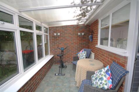 Conservatory b.JPG