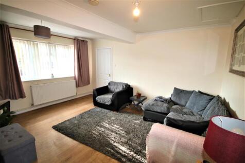 Living Room c Annex.JPG