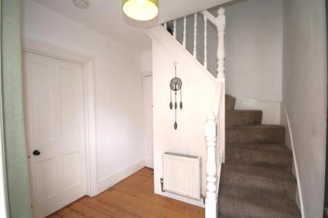 Hall b.JPG