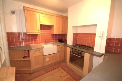 Kitchen b.JPG