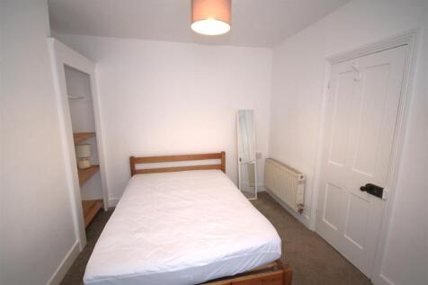 Bedroom 1a.JPG