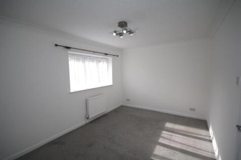 Bedroom 1a.JPG