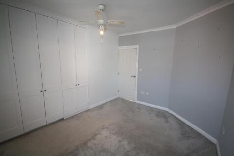 Bedroom 1b.JPG