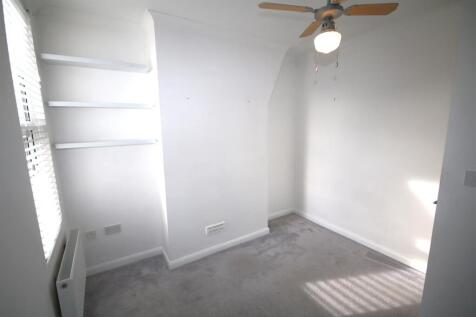 Bedroom 2a.JPG