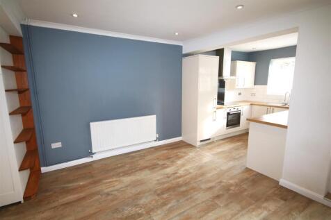 Dining Room c.JPG