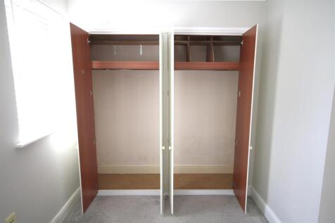 Bedroom 1 wardrobes.JPG