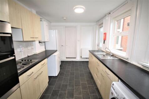 Kitchen a.JPG