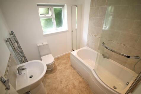 Family Bathroom.JPG