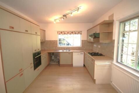 Kitchen a.JPG