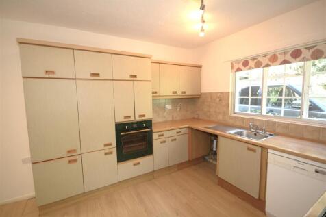 Kitchen b.JPG