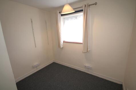 Bedroom 3a.JPG