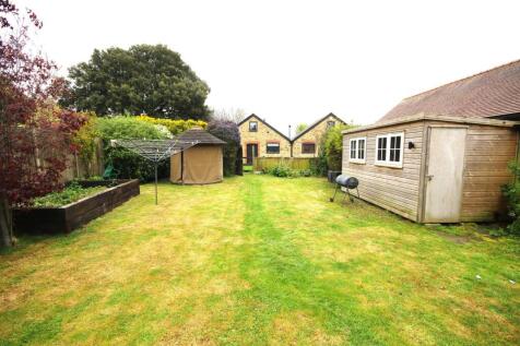 Rear Garden a.JPG