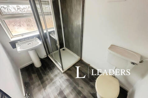 430eb346-bathroom