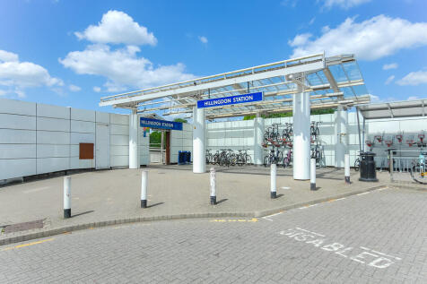 Hillingdon Statio...