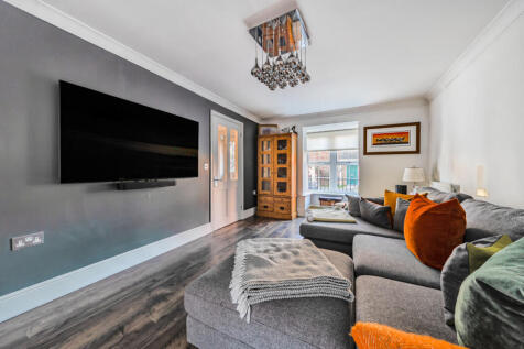 Living Room Photo2