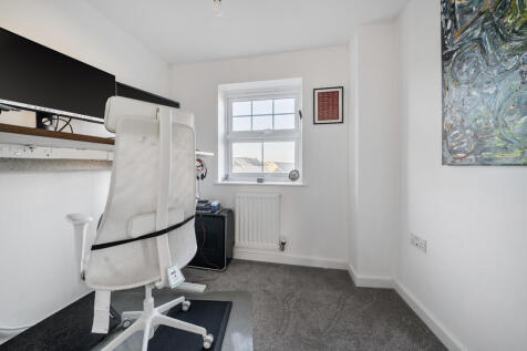 1384794-4-6926dc0...