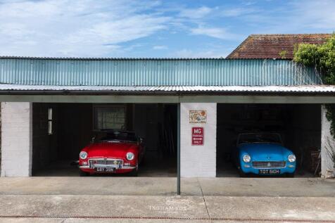 Double Garage