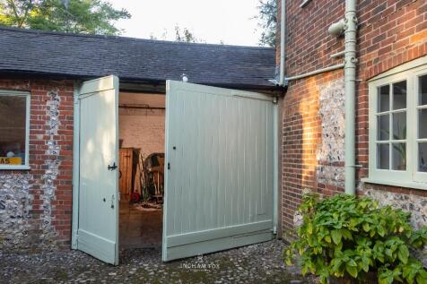 Coach House