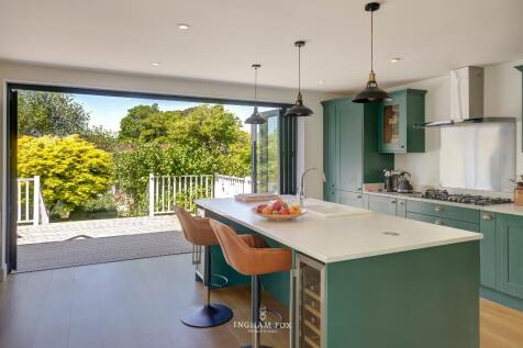 Bifold Kitchen