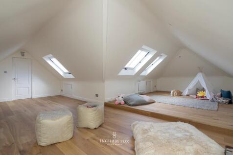 Bedroom 7/play