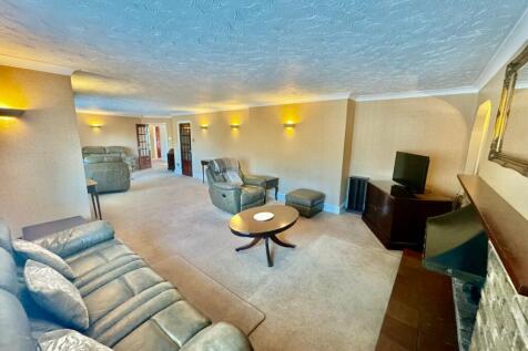 Main Lounge