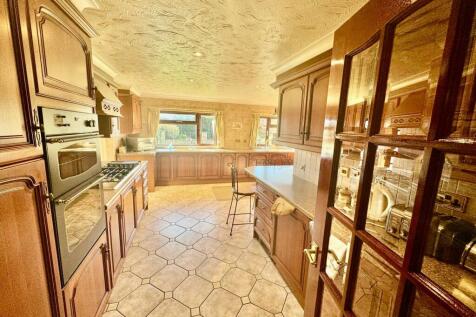 Fitted Kitchen 