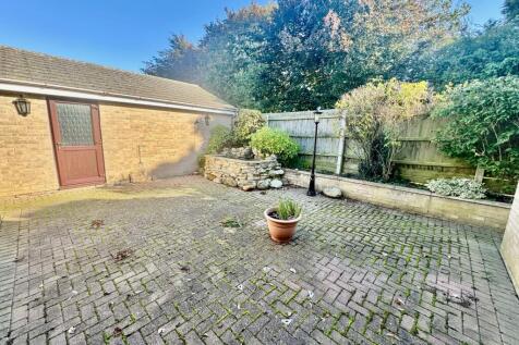 Courtyard / Entrance to Annex &amp; Garage