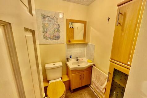 En-Suite Cloakroom