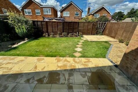Rear Graden &amp; Patio
