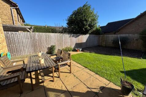 Patio &amp; Entertainment Area