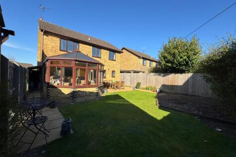 Rear of Property &amp; Conservatory 