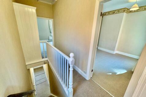 Stairs &amp; landing