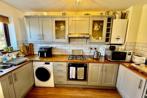 Fitted Kitchen