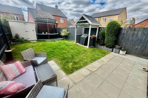 Seating &amp; Patio Area