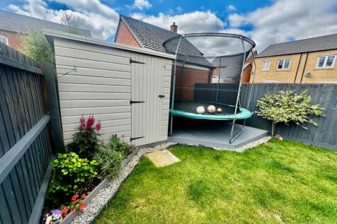 Shed &amp; Decking 