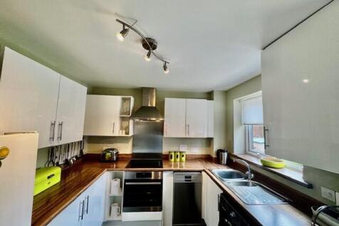 Fitted Kitchen
